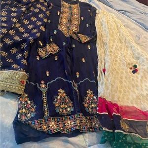 Small size three piece suit